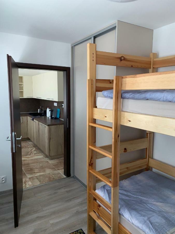 Apartament Tt10 Botanicka Trnava Eksteriør billede